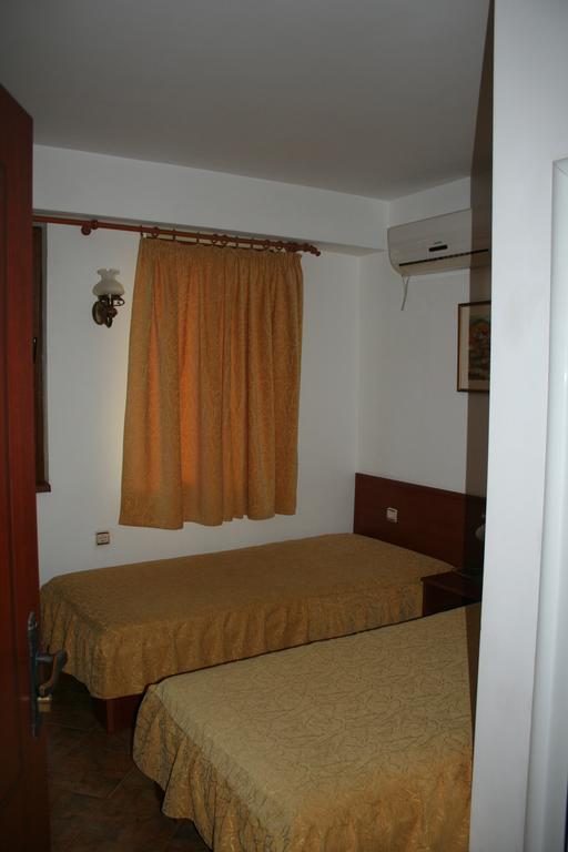 Hotel Todorova House à Zlatograd Extérieur photo